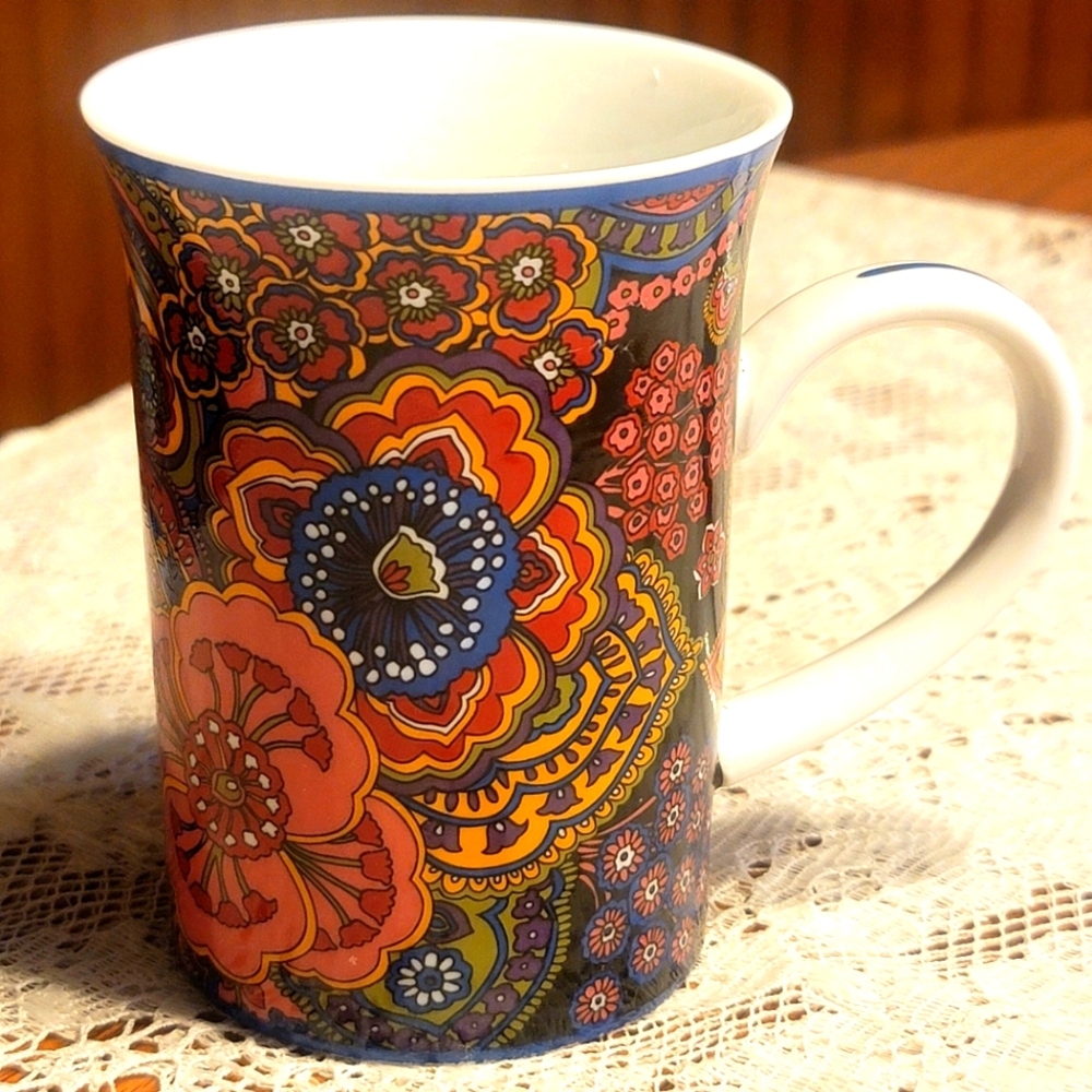 Vera Bradley Symphony In Hue Mug